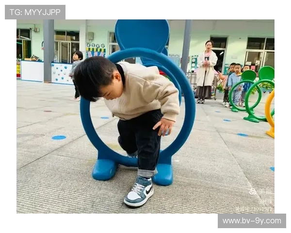 以足球跳圈型号为核心探索运动装备创新与竞技表现提升路径